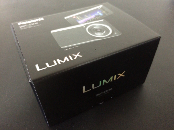 LUMIX CM10_p