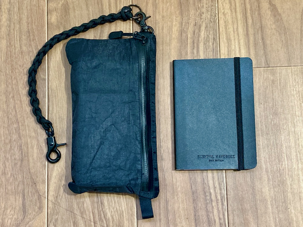 手帳であって手帳でない!? 過剰な内容の手帳「サバイバル手帳2026」